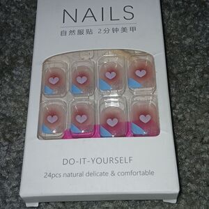 Press on Nails with hearts  NEW